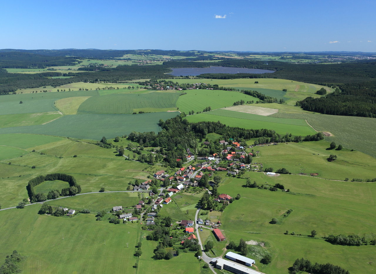 Die Gemeinde Hluboká